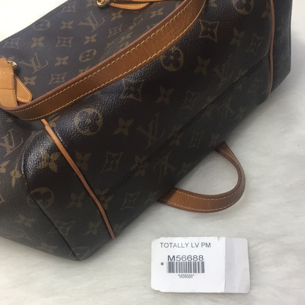 Louis Vuitton Monogram Totally PM - Picture 4 of 8